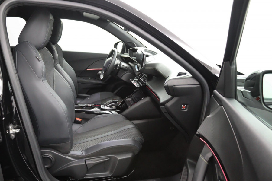 Peugeot 2008 1.2 PureTech GT*AUTOM.*ECC*CRUISE*NAVI*CAM*