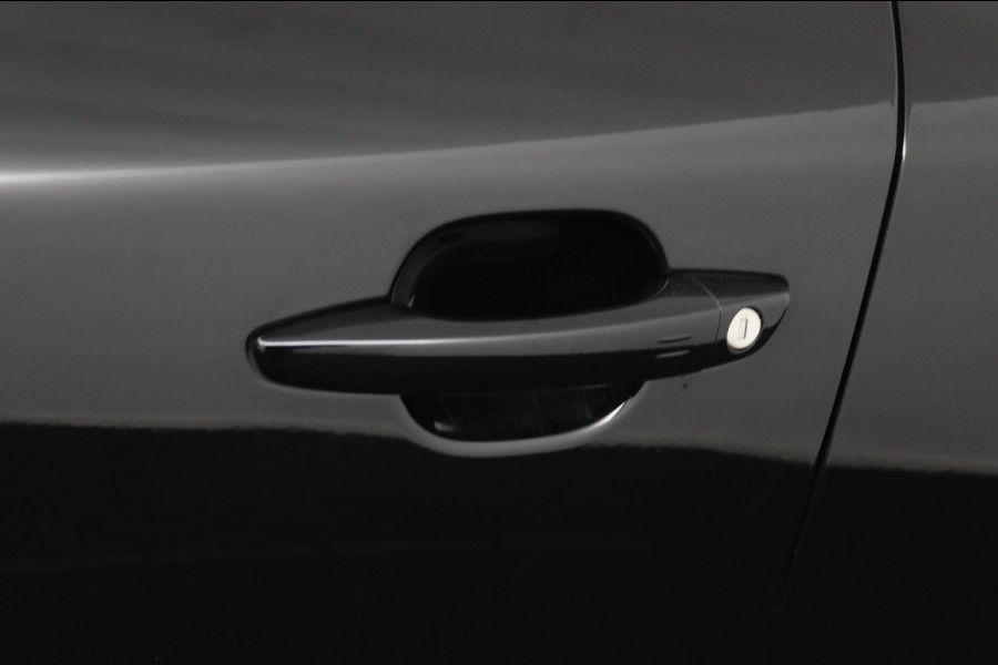 Peugeot 2008 1.2 PureTech GT*AUTOM.*ECC*CRUISE*NAVI*CAM*