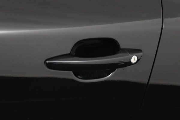 Peugeot 2008 1.2 PureTech GT*AUTOM.*ECC*CRUISE*NAVI*CAM*