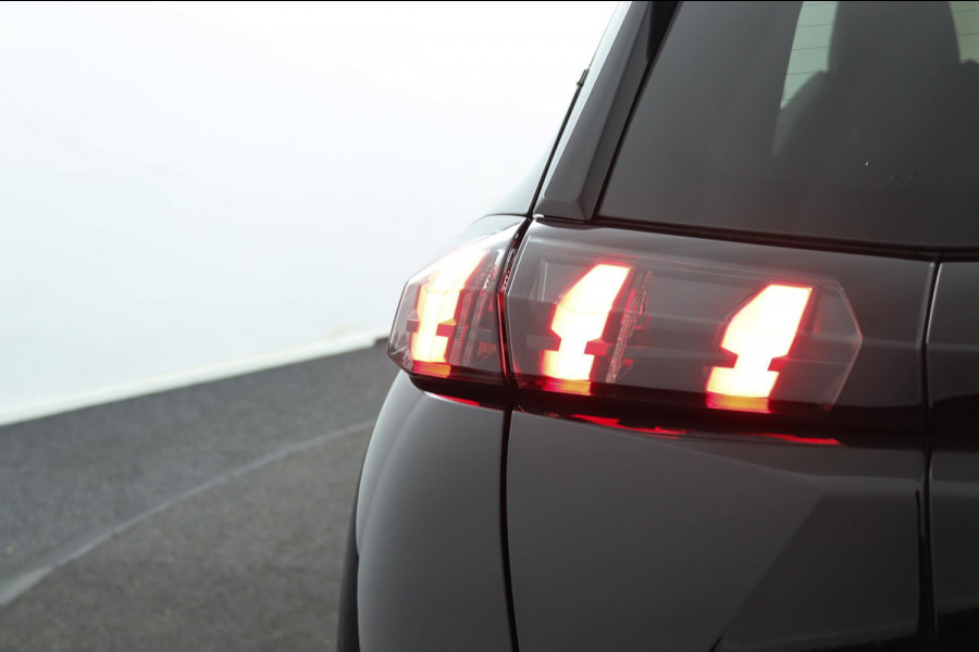 Peugeot 2008 1.2 PureTech GT*AUTOM.*ECC*CRUISE*NAVI*CAM*