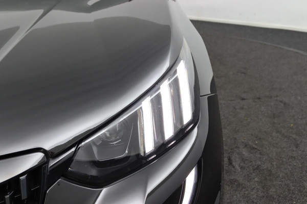 Peugeot 2008 1.2 PureTech GT*AUTOM.*ECC*CRUISE*NAVI*CAM*