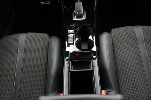 Peugeot 2008 1.2 PureTech GT*AUTOM.*ECC*CRUISE*NAVI*CAM*