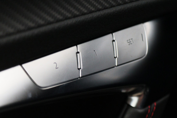 Audi RS6 Avant 4.0 TFSI Quattro 600 PK Panoramadak, B&O 3D, Dynamic Plus, Carbon, Ceramic, 4WB, HUD, 22"