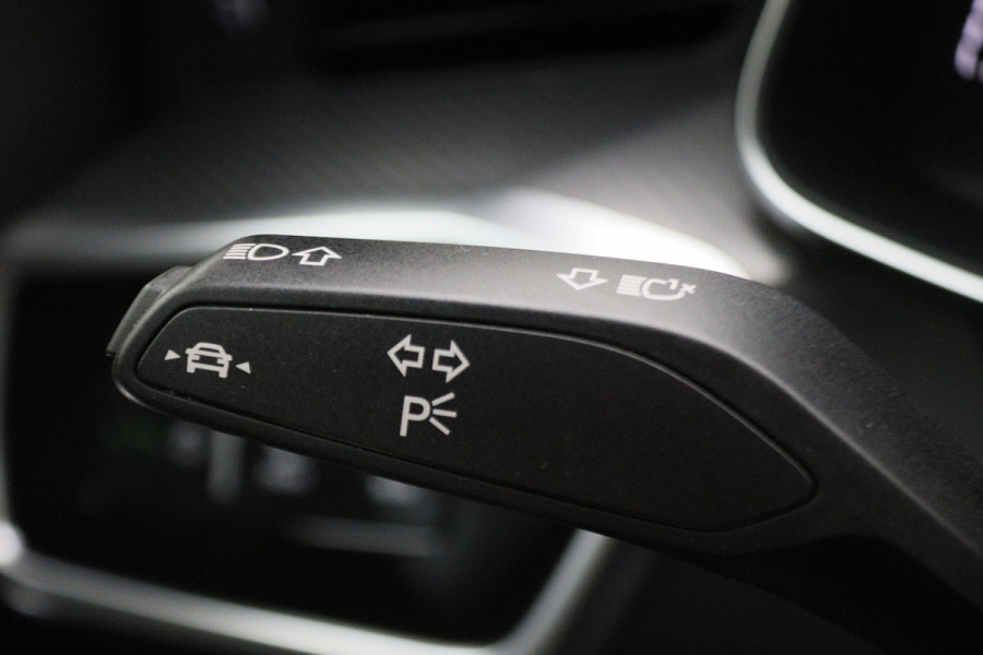 Audi RS6 Avant 4.0 TFSI Quattro 600 PK Panoramadak, B&O 3D, Dynamic Plus, Carbon, Ceramic, 4WB, HUD, 22"