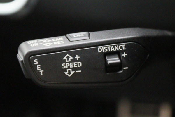 Audi RS6 Avant 4.0 TFSI Quattro 600 PK Panoramadak, B&O 3D, Dynamic Plus, Carbon, Ceramic, 4WB, HUD, 22"