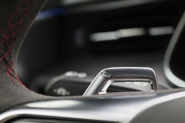 Audi RS6 Avant 4.0 TFSI Quattro 600 PK Panoramadak, B&O 3D, Dynamic Plus, Carbon, Ceramic, 4WB, HUD, 22"