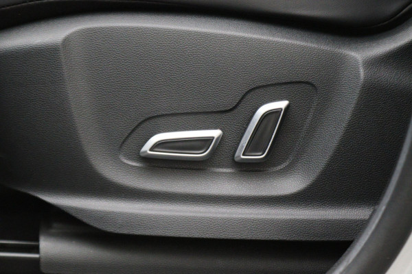 MG EHS 1.5 TGDI Luxury Leer, 360° Camera, ACC, Panoramadak, Apple Carplay, PDC, DAB, LED, 18''