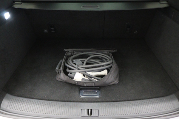 MG EHS 1.5 TGDI Luxury Leer, 360° Camera, ACC, Panoramadak, Apple Carplay, PDC, DAB, LED, 18''