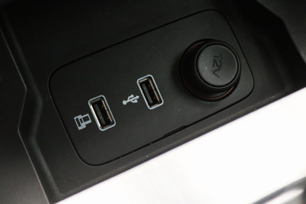 MG EHS 1.5 TGDI Luxury Leer, 360° Camera, ACC, Panoramadak, Apple Carplay, PDC, DAB, LED, 18''