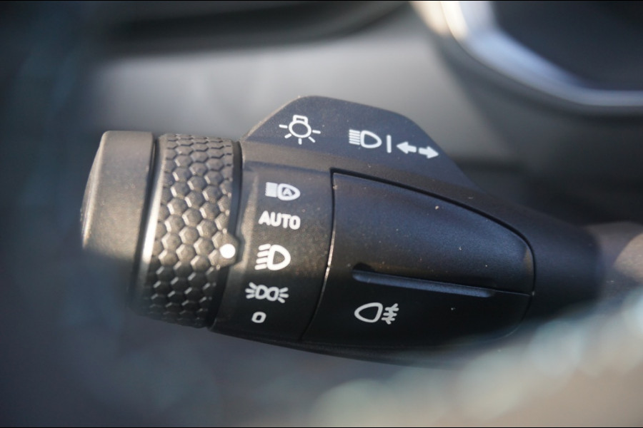 Lynk & Co 01 262PK PLUGIN HYBRID | PANO | 1.800KG TREKGEWICHT | 2023