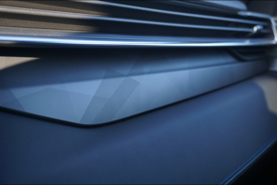 Lynk & Co 01 262PK PLUGIN HYBRID | PANO | 1.800KG TREKGEWICHT | 2023