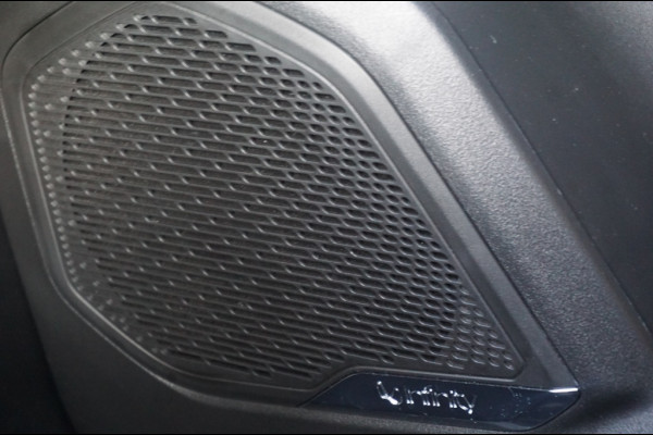 Lynk & Co 01 262PK PLUGIN HYBRID | PANO | 1.800KG TREKGEWICHT | 2023