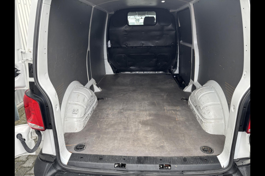 Volkswagen Transporter 2.0 TDI L2H1*A/C*3PERS.*