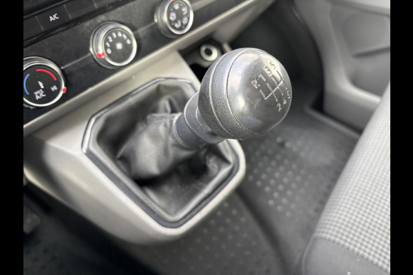 Volkswagen Transporter 2.0 TDI L2H1*A/C*3PERS.*