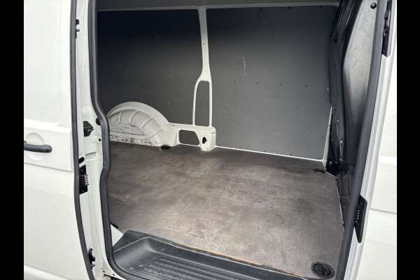 Volkswagen Transporter 2.0 TDI L2H1*A/C*3PERS.*