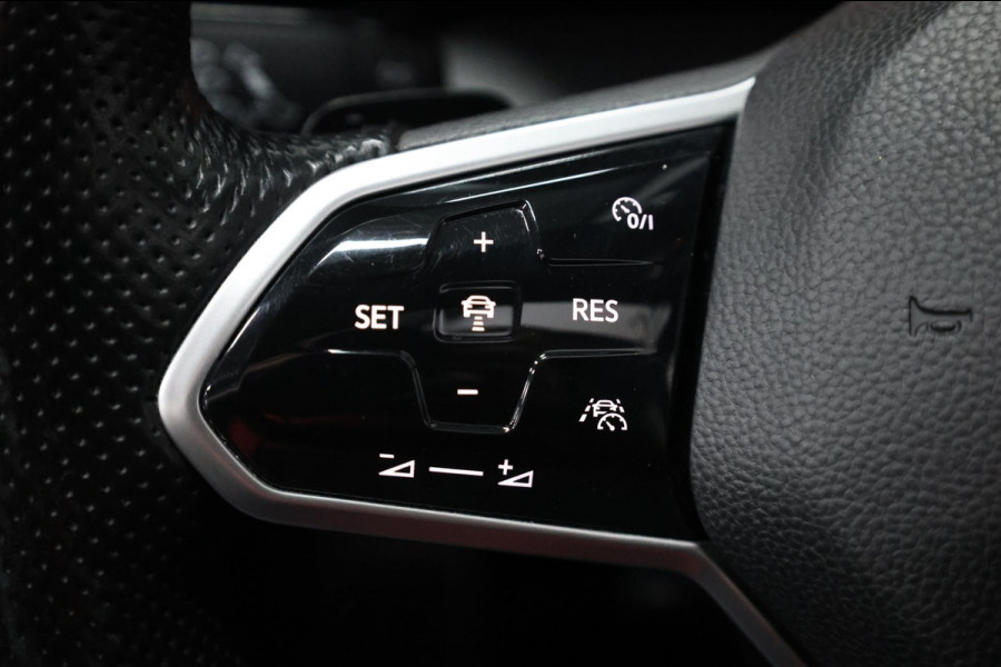 Volkswagen Golf 2.0 TSI GTI Performance 245+PK LED/VIRTUAL/PANO/LEDER+S.VERKOELING+MEMORY/19" LMV/CAM/ACC/ECC/12 MDN GARANTIE!