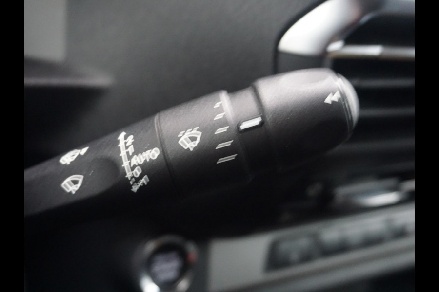 Opel Vivaro L3 2.0D 180 PK. Automaat | BPM-vrij | Navigatie incl. Apple Carplay | parkeersensoren voor & achter | dodehoekwaarschuwing | Climate Control | Keyless Entry en Start/Stop