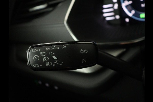 Škoda Octavia 1.0 e-TSI Business Edition | 61.800km NAP | Camera | Carplay | Navigatie | Full LED | Parkeerhulp | Digital Cockpit | Cruise control