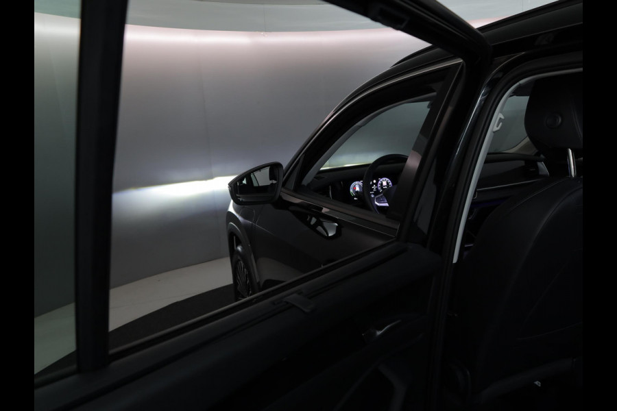 Volkswagen Tayron 1.5 eHybrid Life Edition 204PK PHEV | Verlengde garantie | Trekhaak wegklapbaar | Stoel- en stuurverwarming | 18" LM velgen |