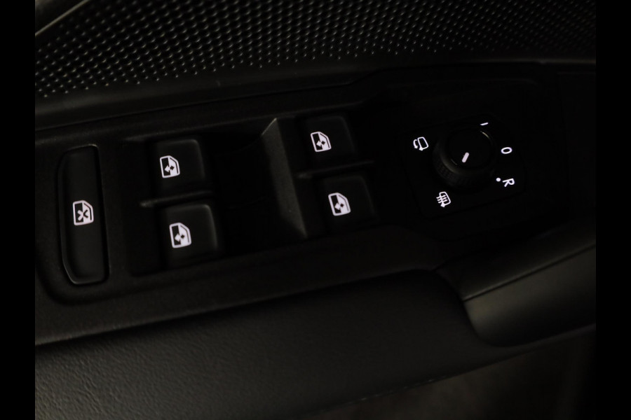 Volkswagen Tayron 1.5 eHybrid Life Edition 204PK PHEV | Verlengde garantie | Trekhaak wegklapbaar | Stoel- en stuurverwarming | 18" LM velgen |