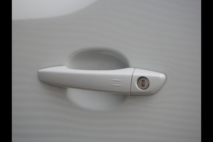 Opel Vivaro L3 2.0D 180 PK. Automaat | BPM-vrij | Navigatie incl. Apple Carplay | parkeersensoren voor & achter | dodehoekwaarschuwing | Climate Control | Keyless Entry en Start/Stop