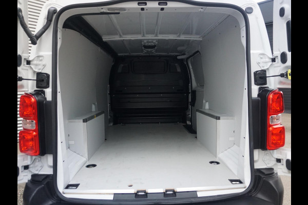 Opel Vivaro L3 2.0D 180 PK. Automaat | BPM-vrij | Navigatie incl. Apple Carplay | parkeersensoren voor & achter | dodehoekwaarschuwing | Climate Control | Keyless Entry en Start/Stop