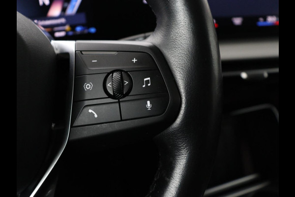 BMW X1 xDrive25e | Leder | Sportstoelen | Carplay | Adaptief LED | Keyless | Camera | Park Assist | Live Cockpit | Climate control | Navigatie | PHEV | Plug In | SOH 92%