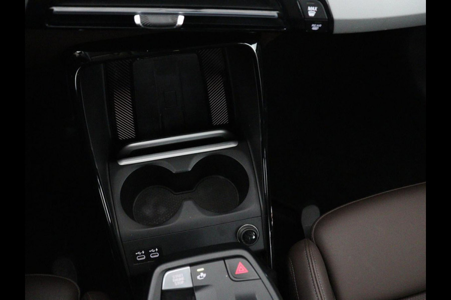 BMW X1 xDrive25e | Leder | Sportstoelen | Carplay | Adaptief LED | Keyless | Camera | Park Assist | Live Cockpit | Climate control | Navigatie | PHEV | Plug In | SOH 92%