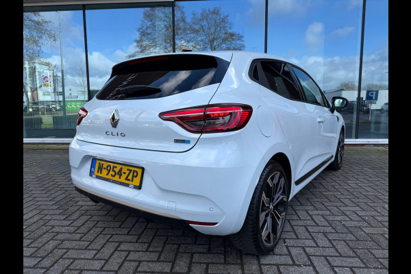 Renault Clio 1.6 E-Tech Hybrid 140 Intens Plus - Automaat - Navi - Parkeerhulp + Camera