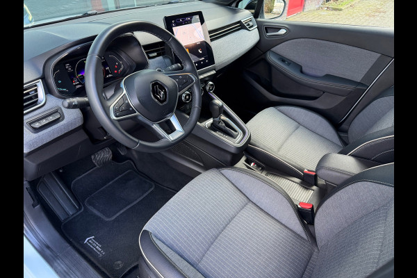 Renault Clio 1.6 E-Tech Hybrid 140 Intens Plus - Automaat - Navi - Parkeerhulp + Camera