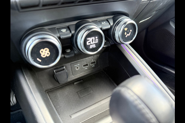 Renault Clio 1.6 E-Tech Hybrid 140 Intens Plus - Automaat - Navi - Parkeerhulp + Camera