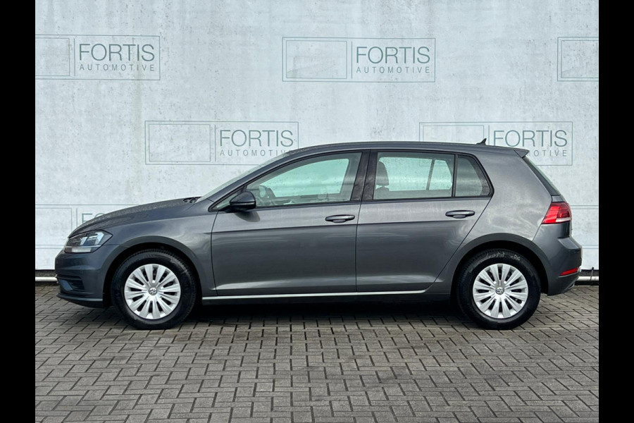 Volkswagen Golf 1.0 TSI Trendline CARPLAY | CAMERA | NAVI |