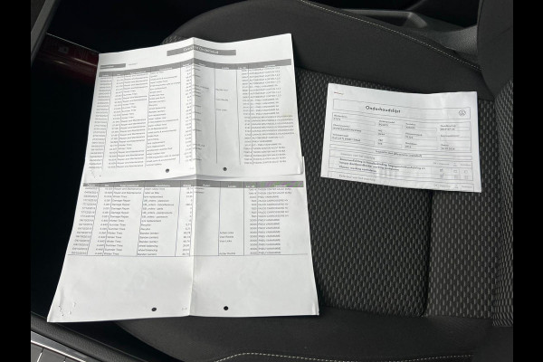 Volkswagen Golf 1.0 TSI Trendline CARPLAY | CAMERA | NAVI |