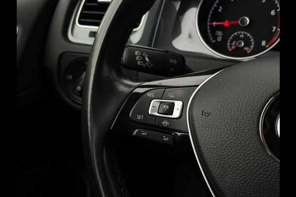 Volkswagen Golf 1.0 TSI Trendline CARPLAY | CAMERA | NAVI |