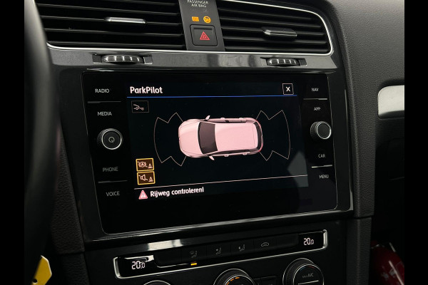 Volkswagen Golf 1.0 TSI Trendline CARPLAY | CAMERA | NAVI |