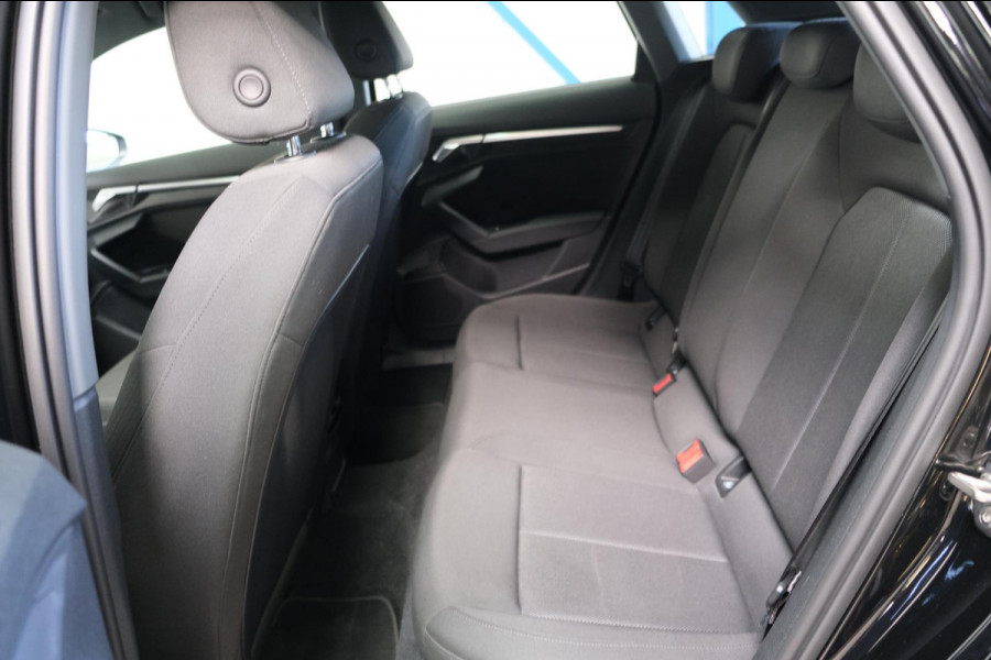 Audi A3 Sportback 30 TFSI Pro Line Automaat - N.A.P. Airco, Cruise, PDC.