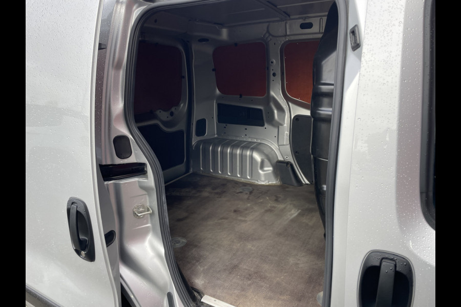 Fiat Fiorino 1.3 MJ Basis | Navigatie | Airco |