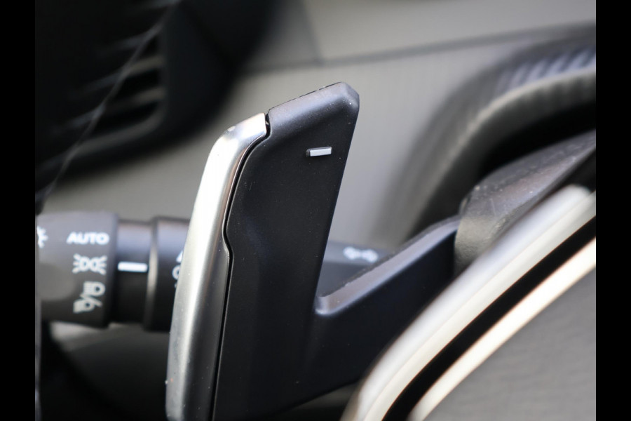 Peugeot 2008 1.2 HYBRID 145 PK ALLURE AUT. + ADAPTIVE CRUISE | CARPLAY | DIGITALE COCKPIT | CAMERA
