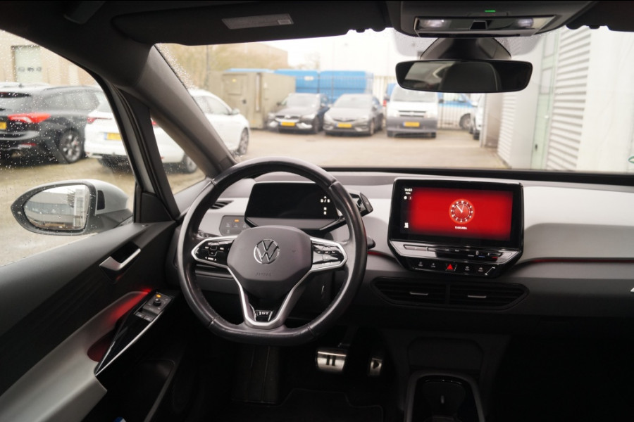 Volkswagen ID.3 First Max 58kWh -SOH92%-PANO-HUD-ECC-LED-