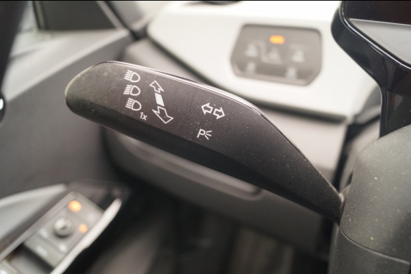 Volkswagen ID.3 First Max 58kWh -SOH92%-PANO-HUD-ECC-LED-