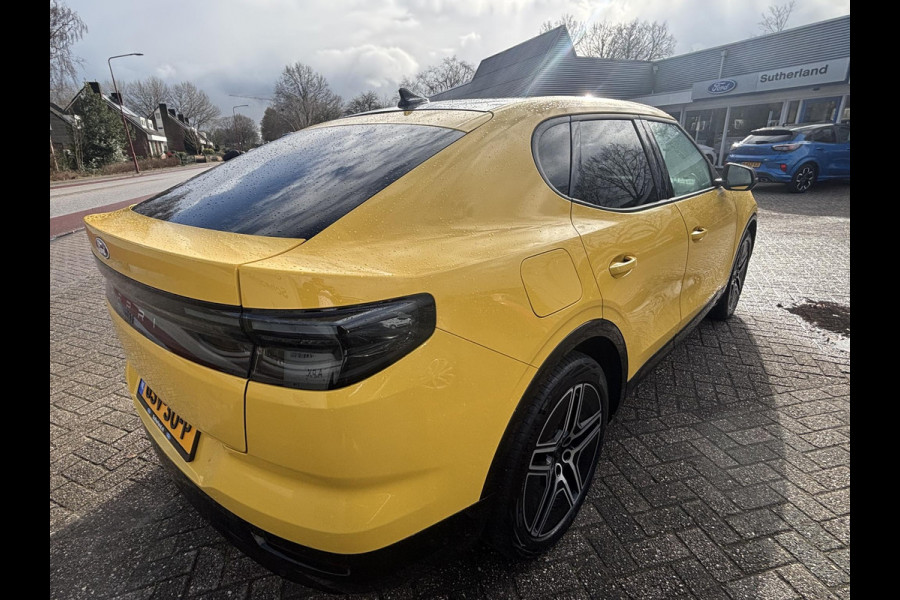 Ford Capri Premium Extended Range RWD 77 kWh | 286 pk | Driver Assistance Pack | Panoramadak | Grote Accu | Dealer onderhouden