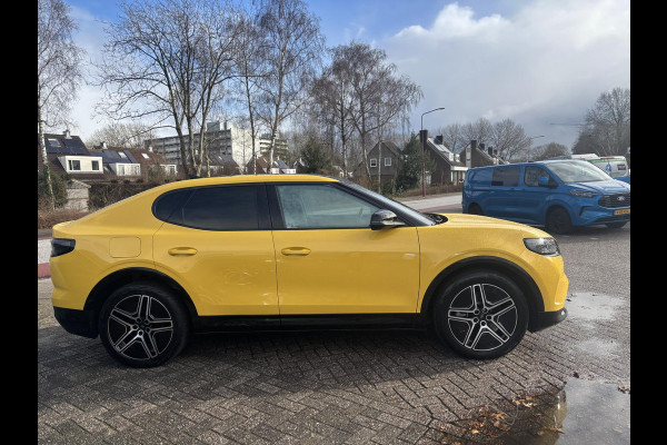 Ford Capri Premium Extended Range RWD 77 kWh | 286 pk | Driver Assistance Pack | Panoramadak | Grote Accu | Dealer onderhouden