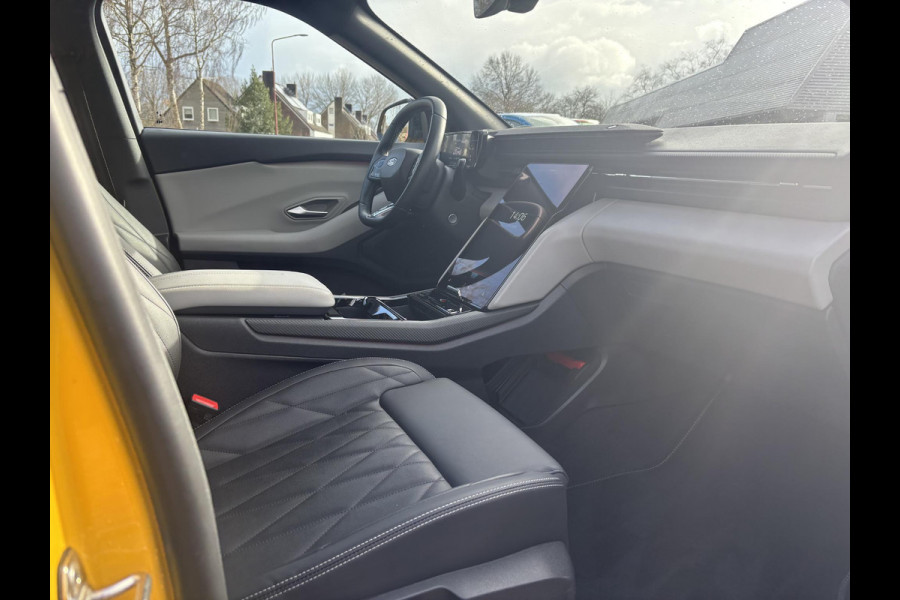 Ford Capri Premium Extended Range RWD 77 kWh | 286 pk | Driver Assistance Pack | Panoramadak | Grote Accu | Dealer onderhouden