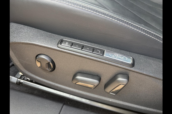 Ford Capri Premium Extended Range RWD 77 kWh | 286 pk | Driver Assistance Pack | Panoramadak | Grote Accu | Dealer onderhouden