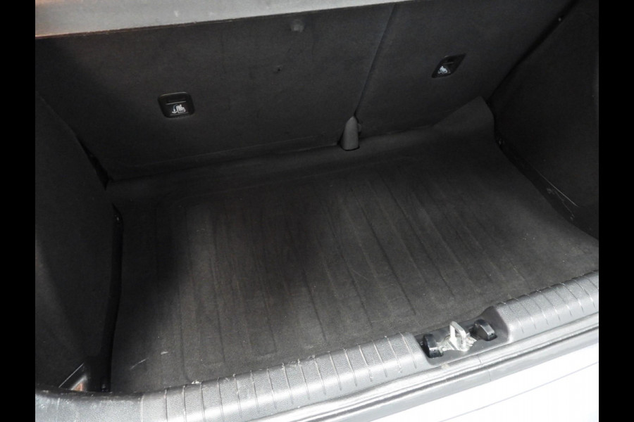 Hyundai i20 1.0 T-GDI 100PK i-Motion AIRCO/BLUETOOTH!