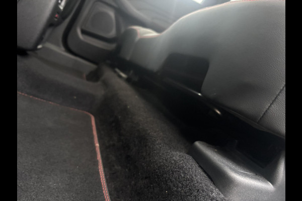 Ford Kuga 2.5 PHEV ST-Line X | SCI | 243pk | Winter Pack | AGR stoelen | Adaptive cruise | 360 graden camera | Elektrische Achterklep | 2.100kg Trekgewicht