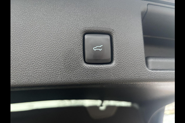 Ford Kuga 2.5 PHEV ST-Line X | SCI | 243pk | Winter Pack | AGR stoelen | Adaptive cruise | 360 graden camera | Elektrische Achterklep | 2.100kg Trekgewicht