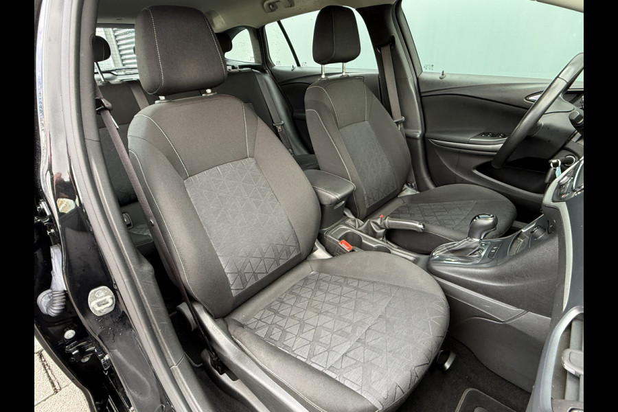 Opel Astra Sports Tourer BWJ 2019 | 1.4T 150PK 120 Jaar Edition | TREKHAAK | AIRCO | CRUISE | NAVI | CARPLAY | LICHTMETAAL