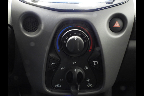 Peugeot 108 1.0 e-VTi Techno Dynamic NAVI-APP/CAMERA/AIRCO/BLUETOOTH!