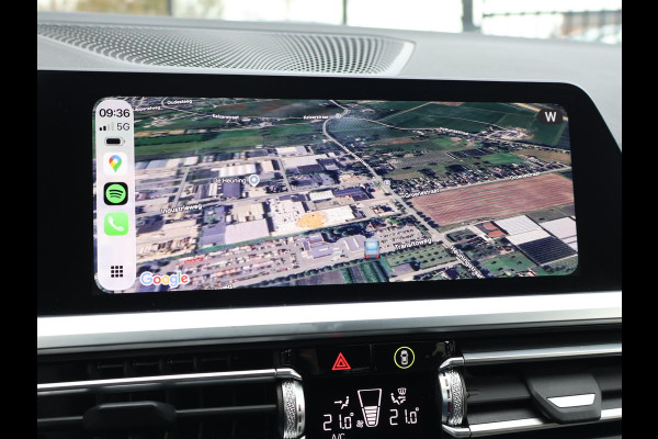 BMW 3 Serie Touring 320d HIGH EXECUTIVE SPORTLINE 190 PK AUT. *ALPINWEISS* + ELEK. TREKHAAK | LASER LED | 18 INCH | STOEL/STUURWIELVERW.